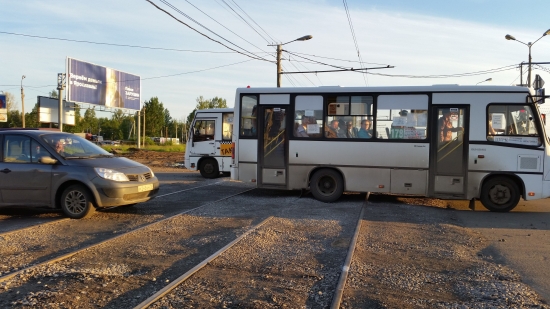 В Ленинском районе Ярославля временно ограничат движение личного и общественного транспорта
