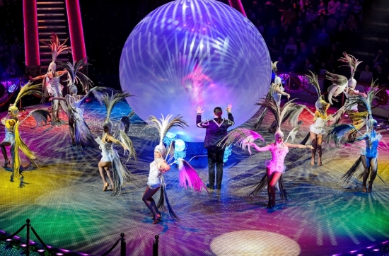Ярославский цирк в новогодние праздники покажет грандиозное «Шоу воды, огня и света!»