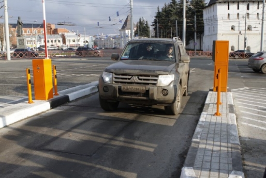 С ноября в Ярославле запускаются платные парковки: как ими пользоваться?