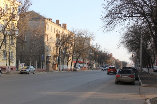 Сразу на двух центральных улицах Ярославля решили навсегда запретить стоянку