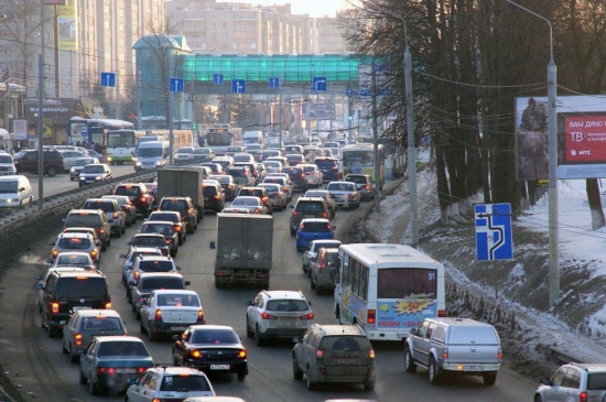 Полтора часа на дорогу от Крестов до центра: ждать ли ярославцам повторения гигантской пробки на Московском?