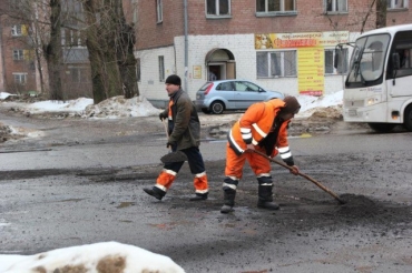 Ямочный ремонт будет произведен во всех районах города